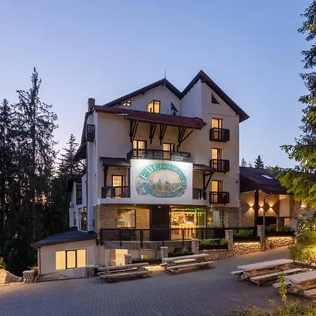 Eden Grand Predeal